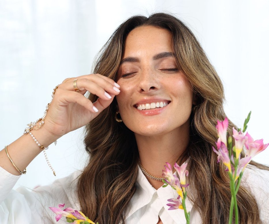 Woman smiling with make-up